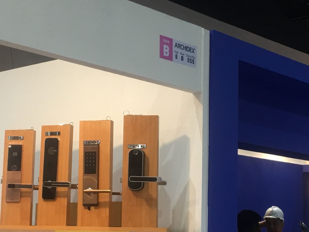 馬來(lái)西亞參展APP密碼鎖、酒店鎖、刷卡鎖、指紋鎖